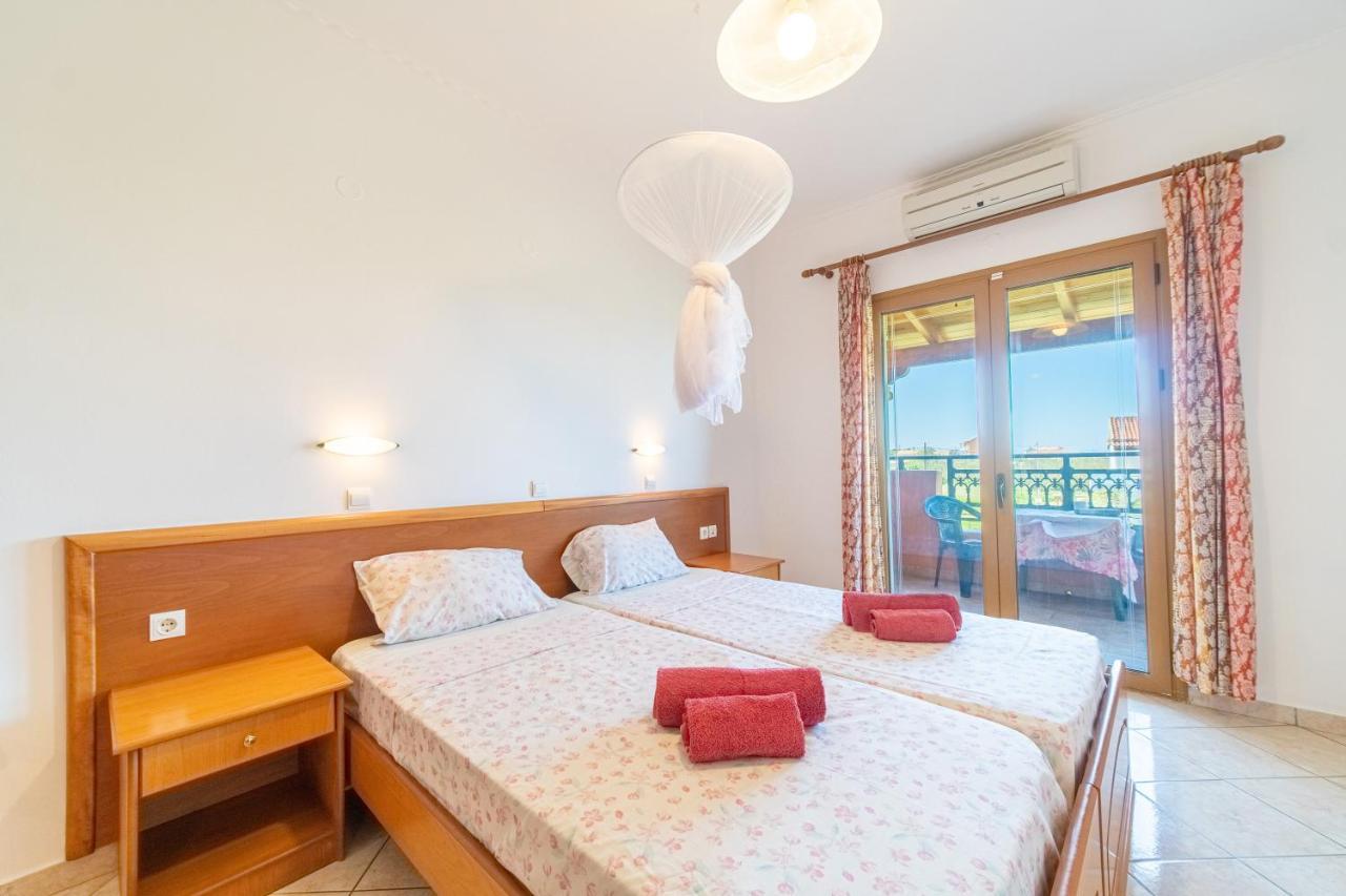 Giannis 2 * Arillas (Corfu)